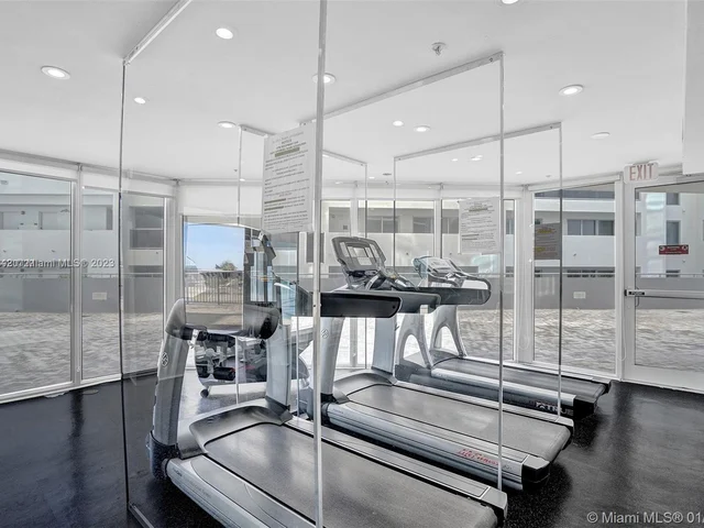 6301 Collins Ave # 1408, Miami Beach FL 33141