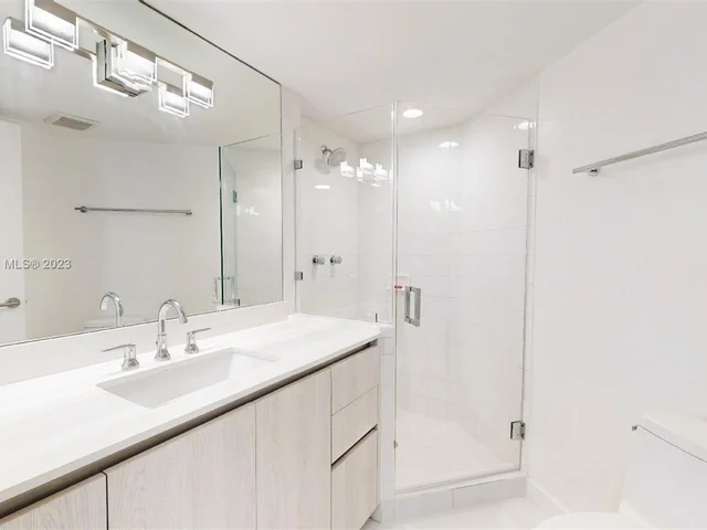 6301 Collins Ave # 1408, Miami Beach FL 33141