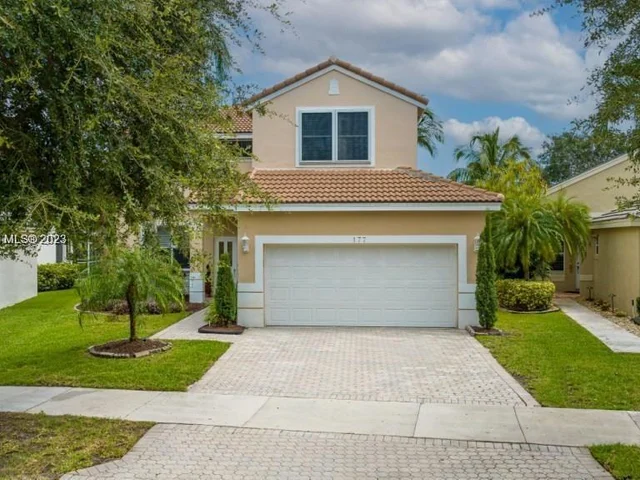 177 E Bayridge Dr, Weston FL 33326