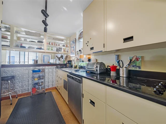 1150 Euclid Ave, Miami Beach FL 33139