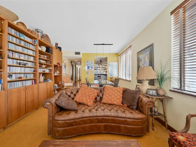 1150 Euclid Ave, Miami Beach FL 33139