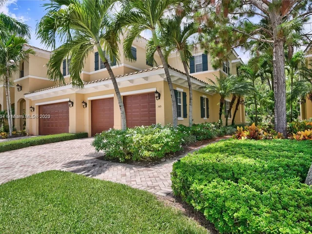349 Chambord Ter # 349, Palm Beach Gardens FL 33410