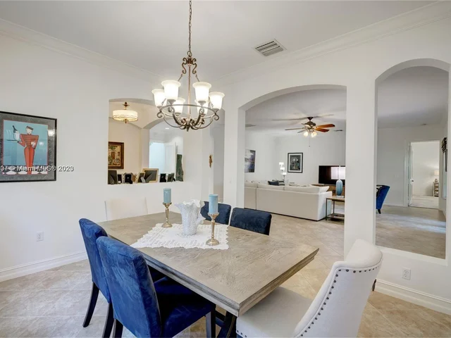 349 Chambord Ter # 349, Palm Beach Gardens FL 33410