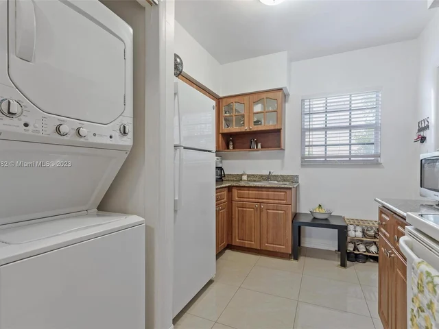 9280 Bay Harbor Ter # 26, Bay Harbor Islands FL 33154