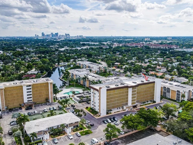 3050 NE 16th Ave # 107, Oakland Park FL 33334