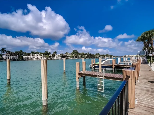 5640 Collins Ave # 8A, Miami Beach FL 33140