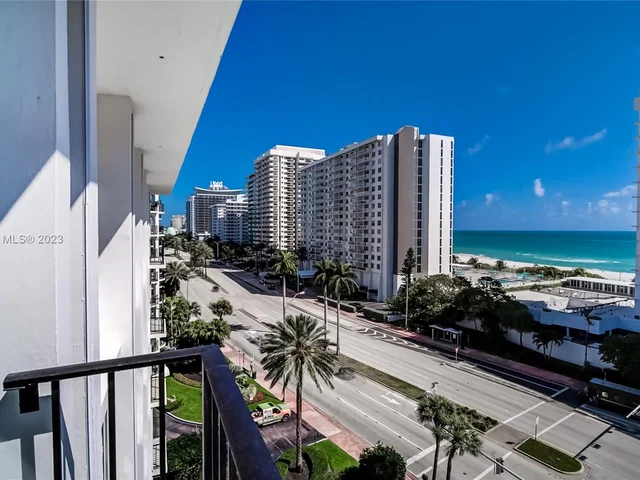 5640 Collins Ave # 8A, Miami Beach FL 33140