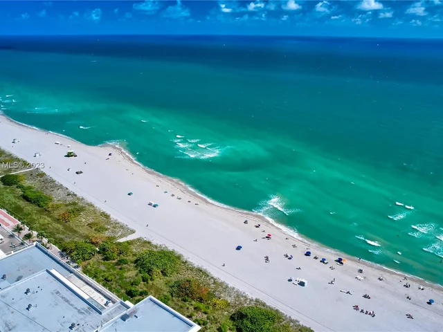 5640 Collins Ave # 8A, Miami Beach FL 33140