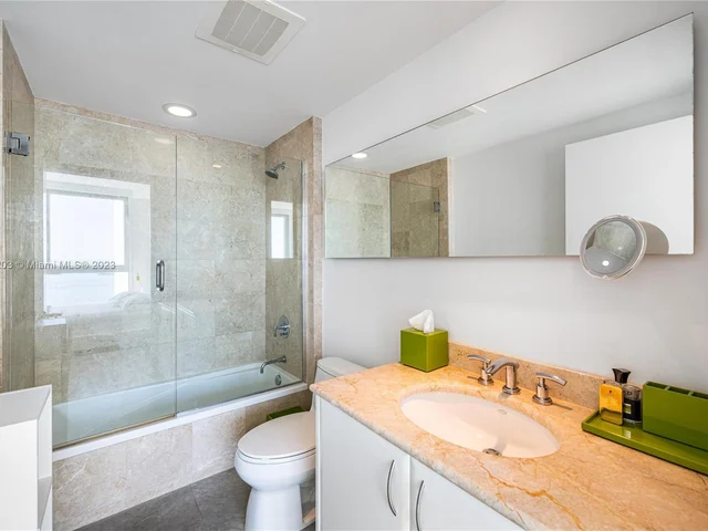 1331 Brickell Bay Dr # 4003, Miami FL 33131