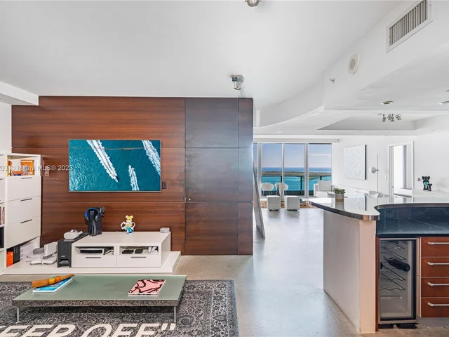 1331 Brickell Bay Dr # 4003, Miami FL 33131