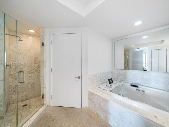 1331 Brickell Bay Dr # 4003, Miami FL 33131