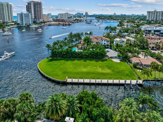 2721 Sea Island Dr, Fort Lauderdale FL 33301