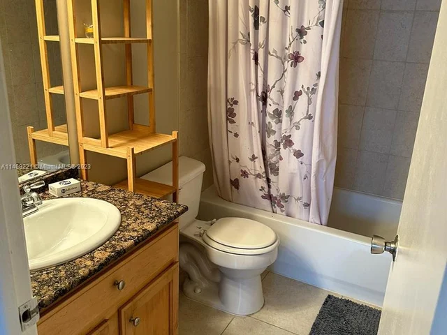 770 CLAUGHTON ISLAND DR # 2002, Miami FL 33131