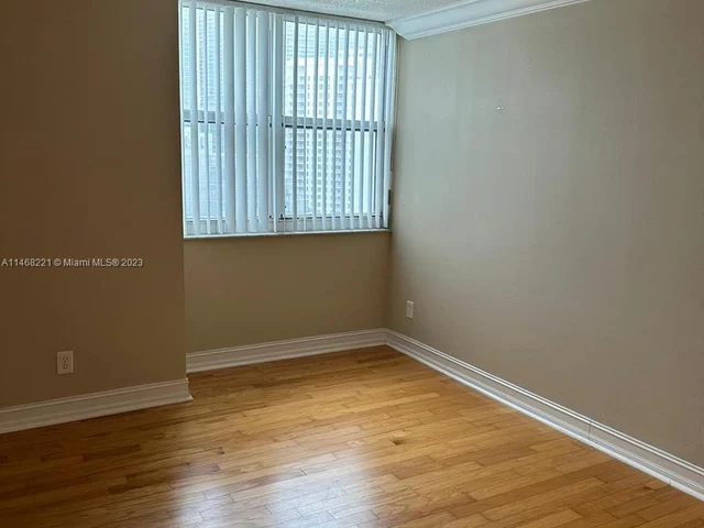 770 CLAUGHTON ISLAND DR # 2002, Miami FL 33131