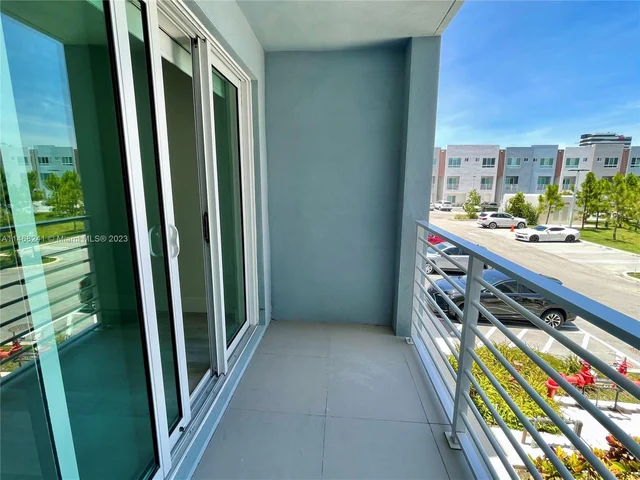 2535 NE 193rd St # 3212, Miami FL 33180