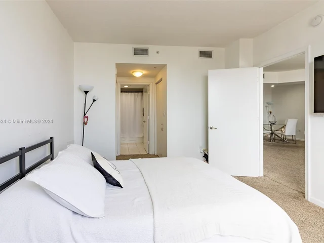 18800 NE 29th Ave # 1012, Aventura FL 33180