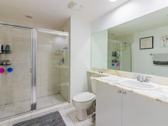 18800 NE 29th Ave # 1012, Aventura FL 33180