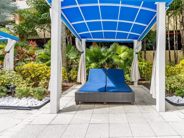 18800 NE 29th Ave # 1012, Aventura FL 33180