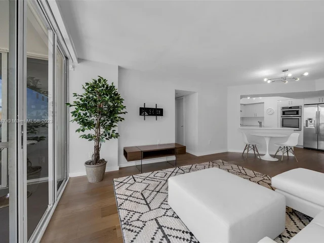 1900 Sunset Harbour Dr # 1411, Miami Beach FL 33139