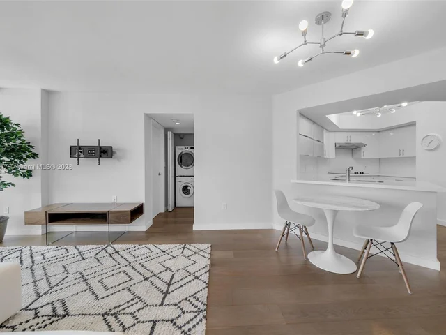 1900 Sunset Harbour Dr # 1411, Miami Beach FL 33139