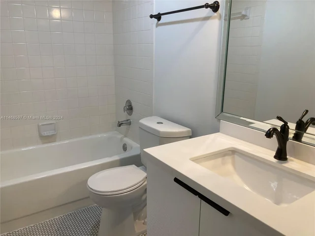 1300 SW 124th Ter # 408P, Pembroke Pines FL 33027