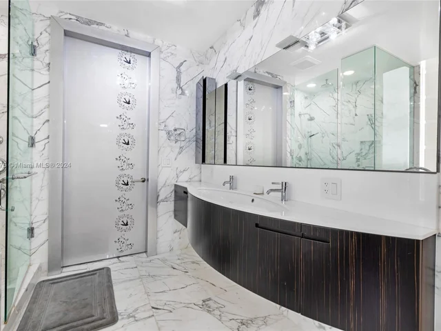 9701 Collins Ave # 2004S, Bal Harbour FL 33154