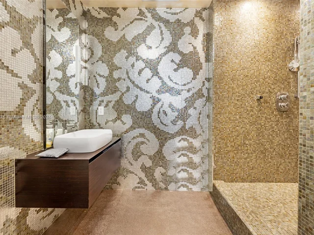 9701 Collins Ave # 2004S, Bal Harbour FL 33154