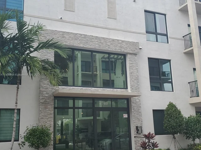 4740 NW 84th Ct # 36, Doral FL 33166