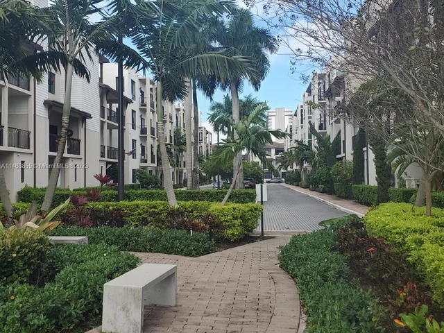 4740 NW 84th Ct # 36, Doral FL 33166