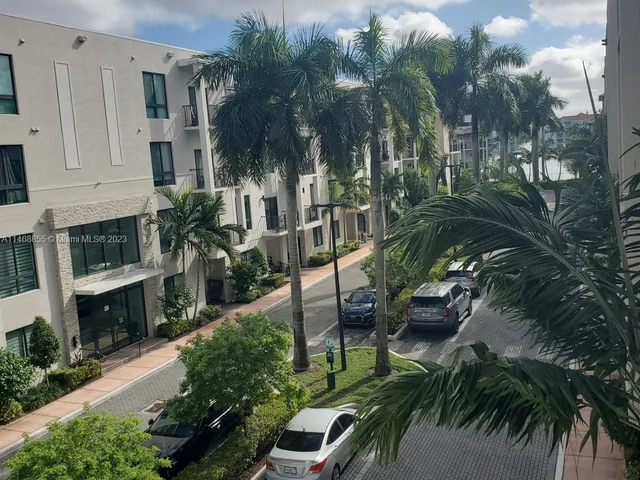 4740 NW 84th Ct # 36, Doral FL 33166