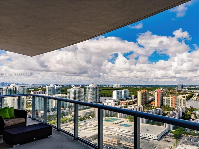 17001 Collins Ave # 3504, Sunny Isles Beach FL 33160