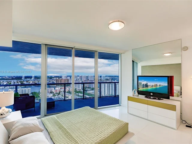 17001 Collins Ave # 3504, Sunny Isles Beach FL 33160