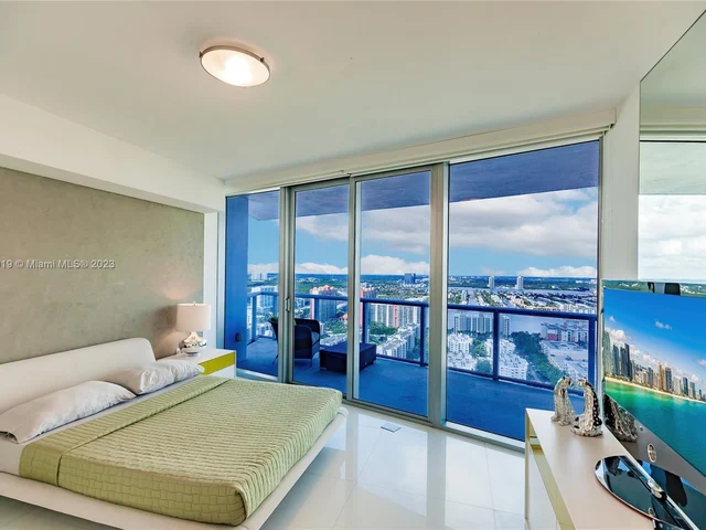 17001 Collins Ave # 3504, Sunny Isles Beach FL 33160