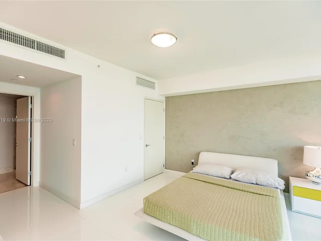 17001 Collins Ave # 3504, Sunny Isles Beach FL 33160