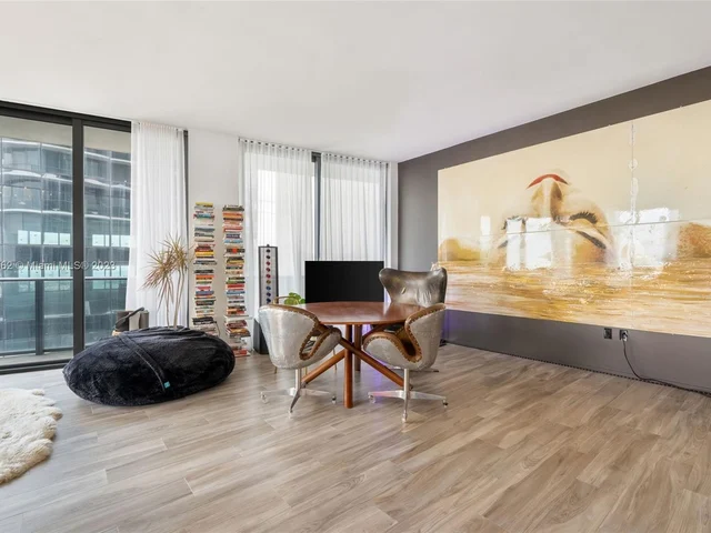 801 S Miami Ave # 5105, Miami FL 33130