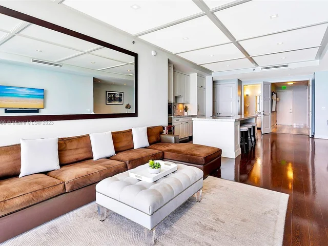 100 S Pointe Drive # 2407, Miami Beach FL 33139