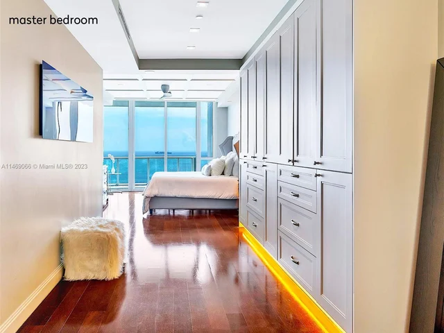 100 S Pointe Drive # 2407, Miami Beach FL 33139