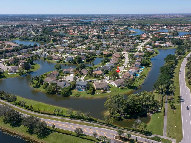 12083 Rockwell Way, Boca Raton FL 33428