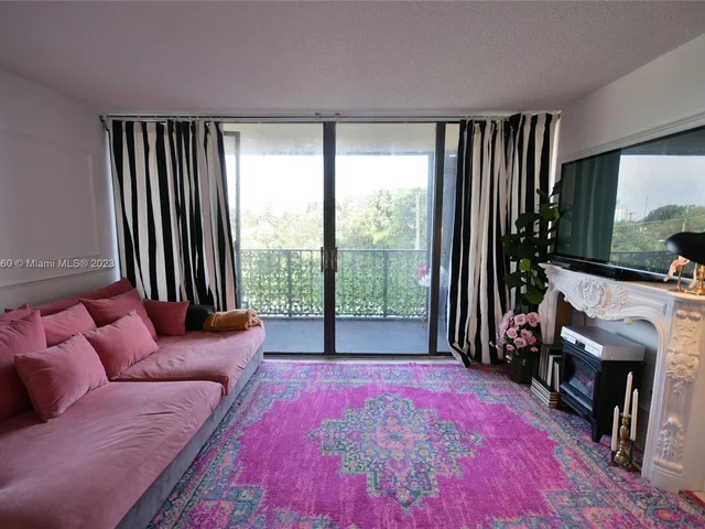 5600 N Flagler Dr # 206, West Palm Beach FL 33407