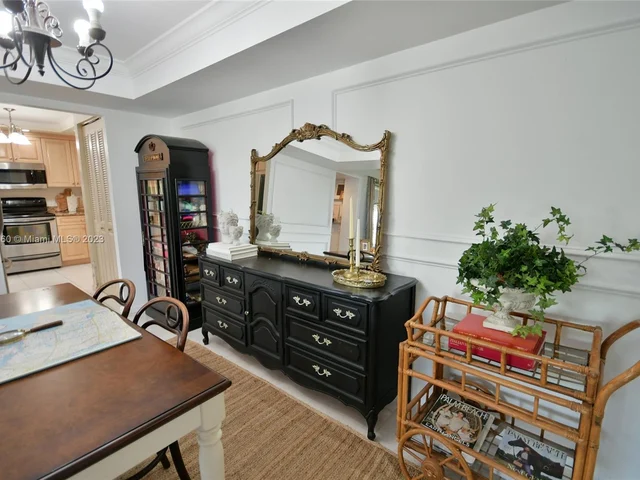 5600 N Flagler Dr # 206, West Palm Beach FL 33407