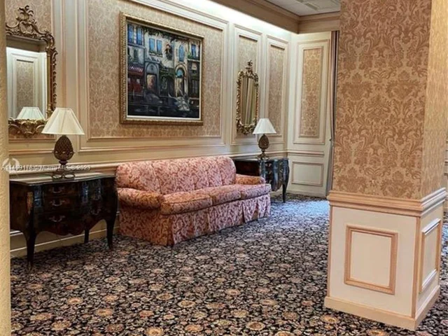 2500 Parkview Dr # 1816, Hallandale Beach FL 33009