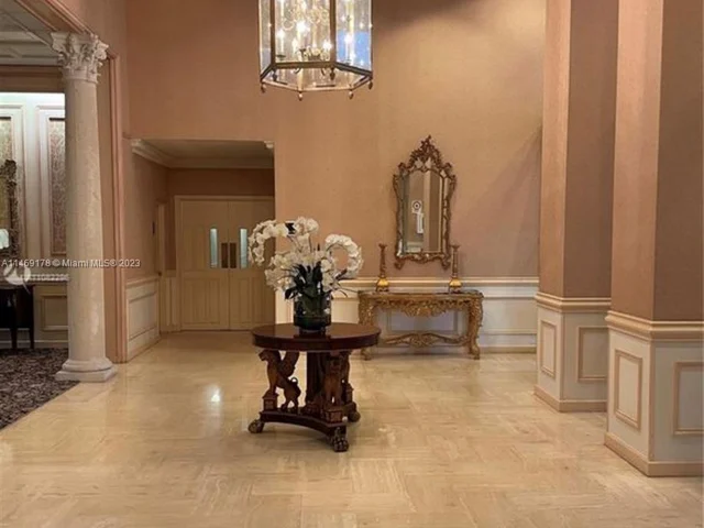 2500 Parkview Dr # 1816, Hallandale Beach FL 33009