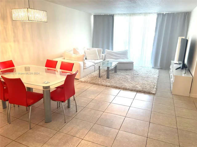 1660 NE 191st St # 1, Miami FL 33179