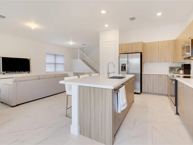 4409 SW 173rd Ave, Miramar FL 33029