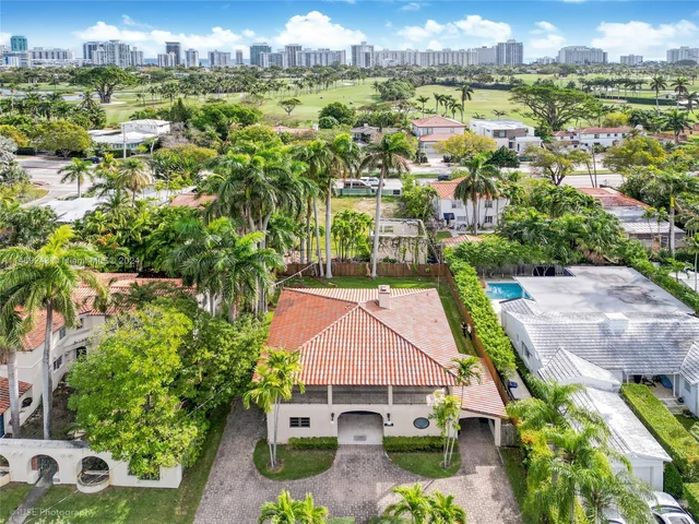 5845 N Bay Rd, Miami Beach FL 33140