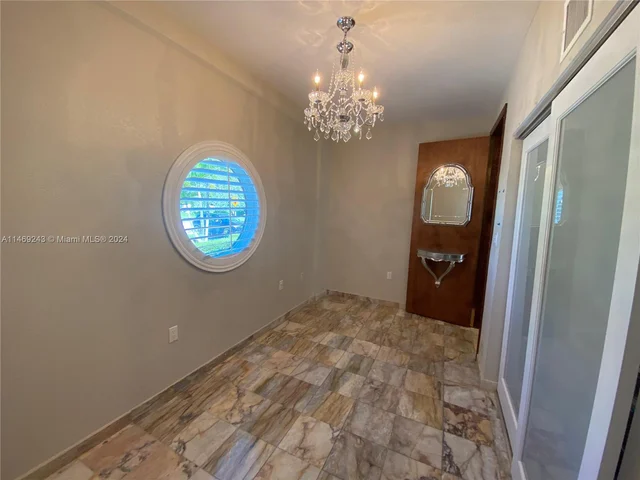 5845 N Bay Rd, Miami Beach FL 33140