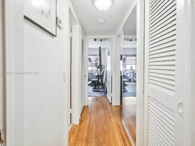 1101 98th St # 5, Bay Harbor Islands FL 33154