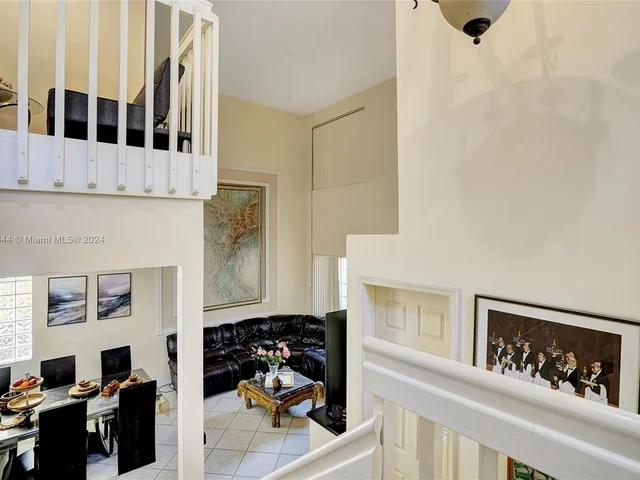 1251 Johnson Ct, Hollywood FL 33019