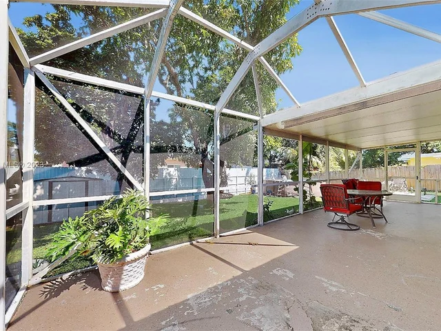 12233 SW 262nd St, Homestead FL 33032