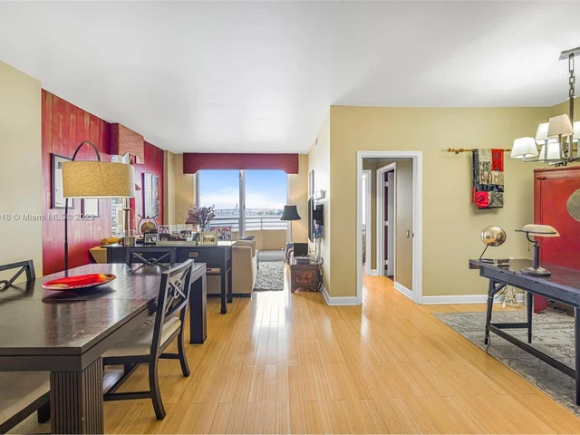 888 Brickell Key Dr # 510, Miami FL 33131